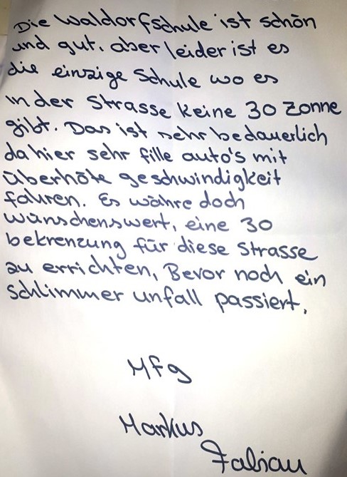 Brief in der InfoBriefkastenPflanzenStele Brief in der InfoBriefkastenPflanzenStele